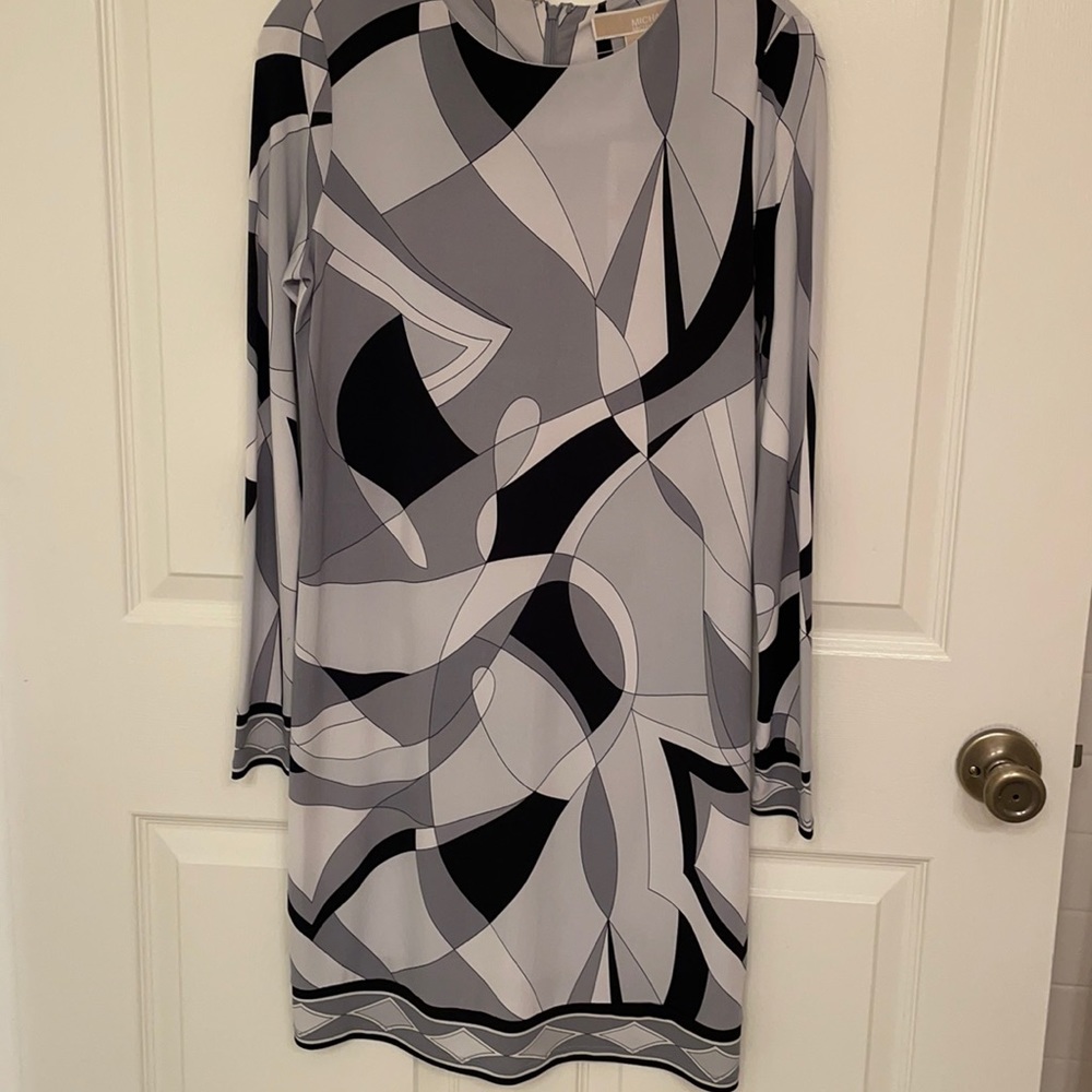 Michael Kors mod style long sleeve dress gray/ black, small , NWT